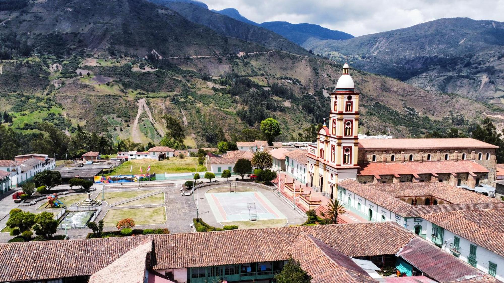 Hostal El Caminante El Cocuy Exterior photo